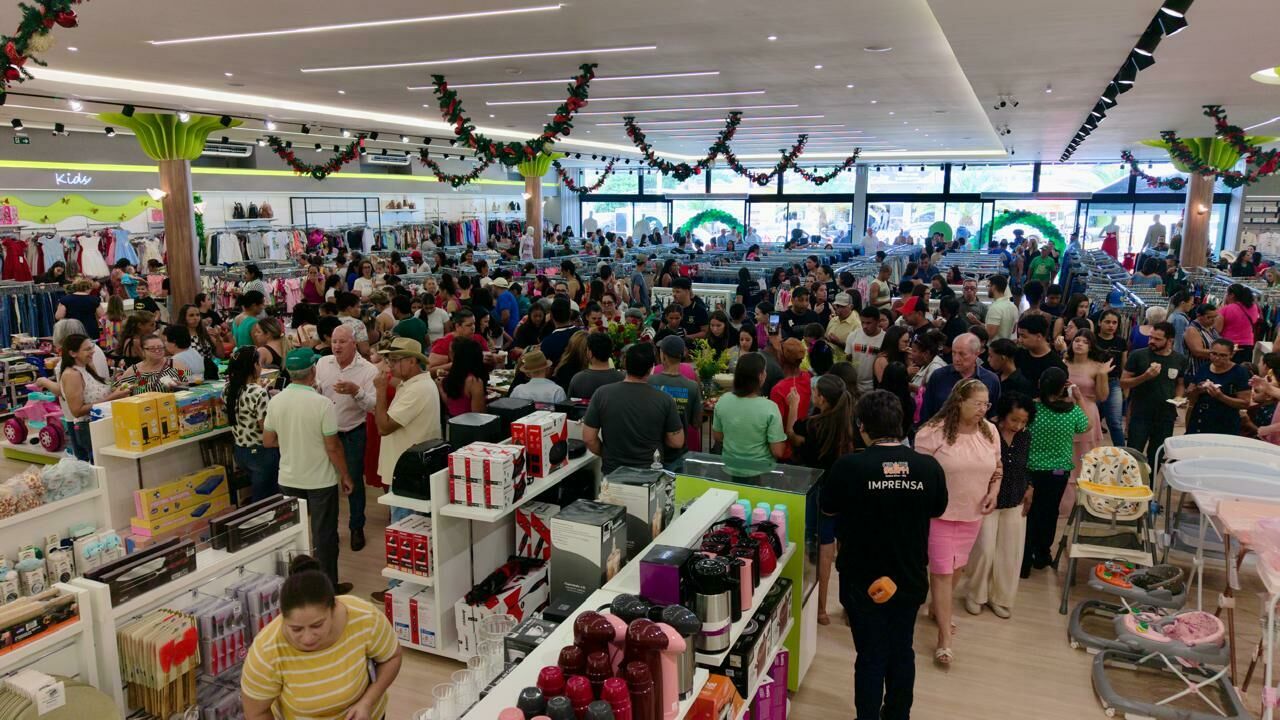 Imagem de compartilhamento para o artigo Com 13 anos de história, Passos amplia presença em Costa Rica com moderna loja de confecções da MS Todo dia